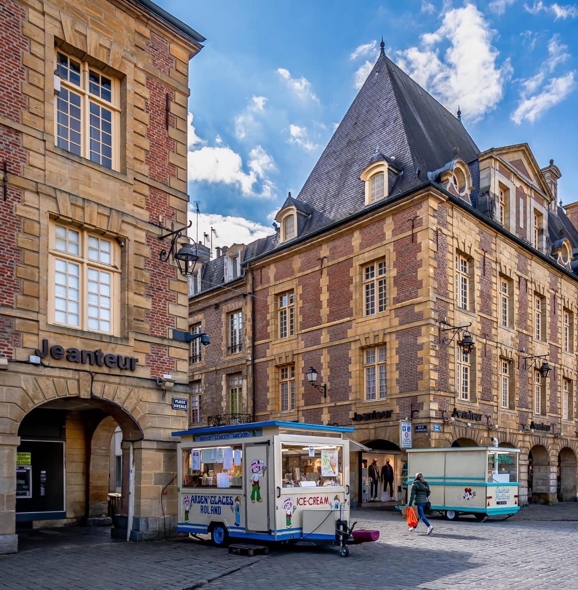 Le Petit Ardennais Charleville-Mézières Kültér fotó